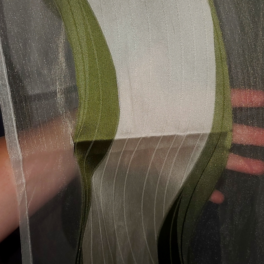 Retro/modern green wavy curtains